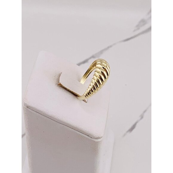 10k gold ring dome size 8 - Picture 2 of 6